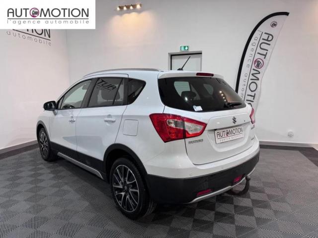 Suzuki Sx4 S-Cross image 1