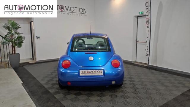 Volkswagen New Beetle image 1