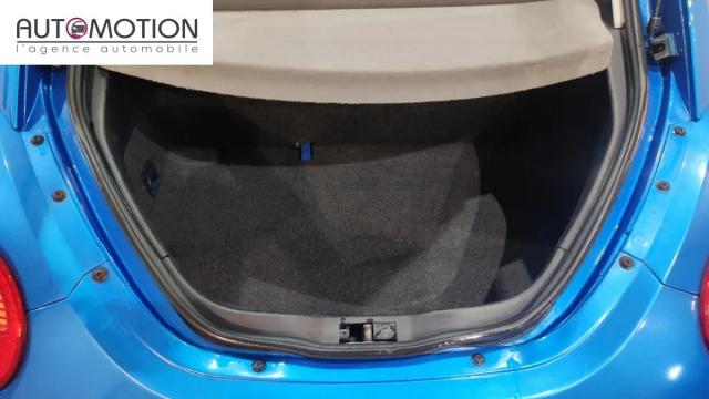 Volkswagen New Beetle image 4