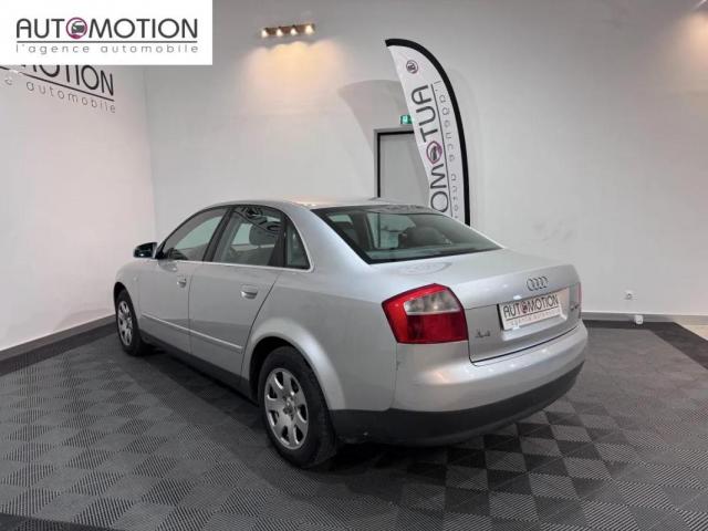 Audi A4 image 4