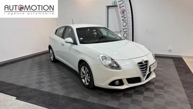 Alfa Romeo Giulietta image 2