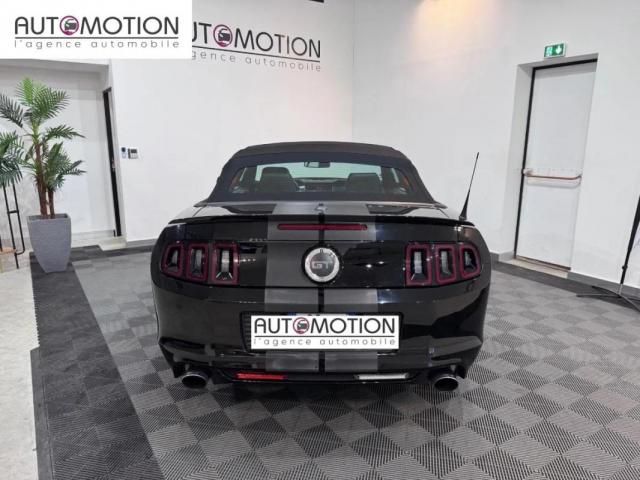 Ford Mustang image 6