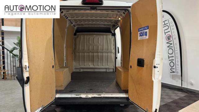 Peugeot Boxer image 1