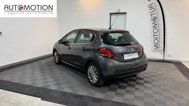 Peugeot 208 image 3