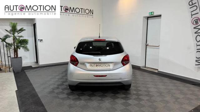 Peugeot 208 image 5