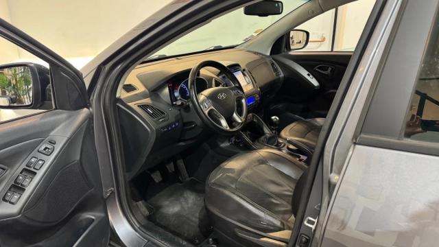 Hyundai Ix35 image 2