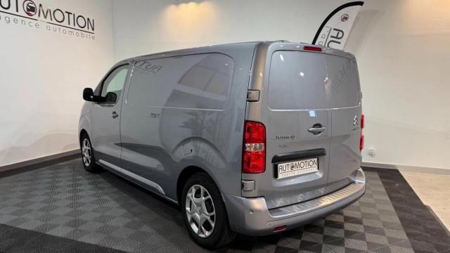 Citroen Jumpy image 3