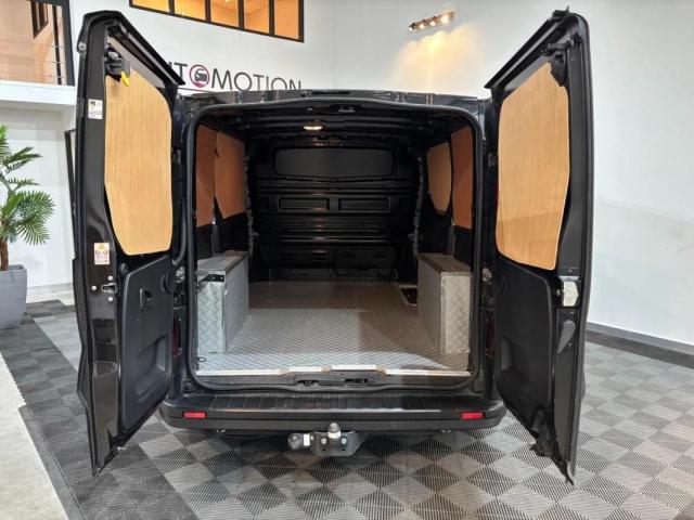 Renault Trafic image 8