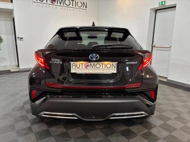 Toyota C-Hr image 9