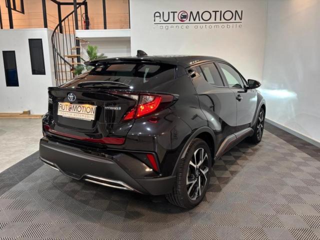 Toyota C-Hr image 2