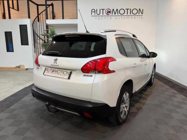 Peugeot 2008 image 4