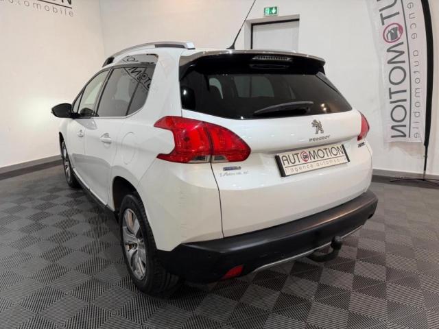 Peugeot 2008 image 9