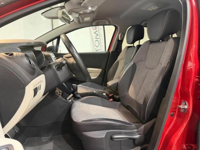 Renault Captur image 1
