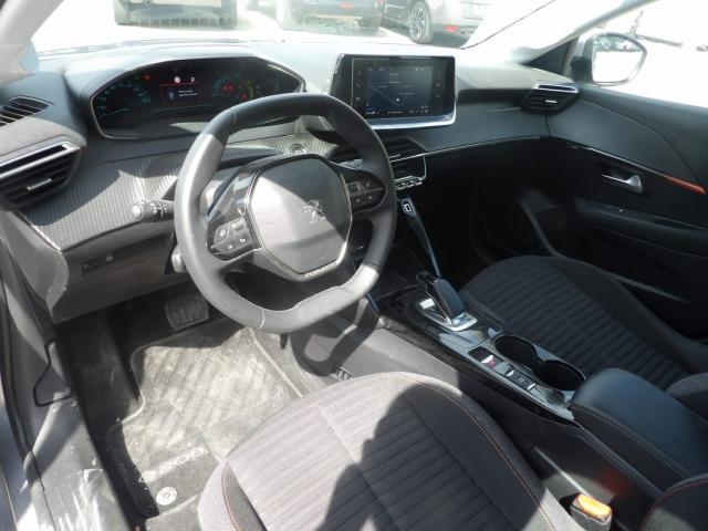 Peugeot 208 image 2