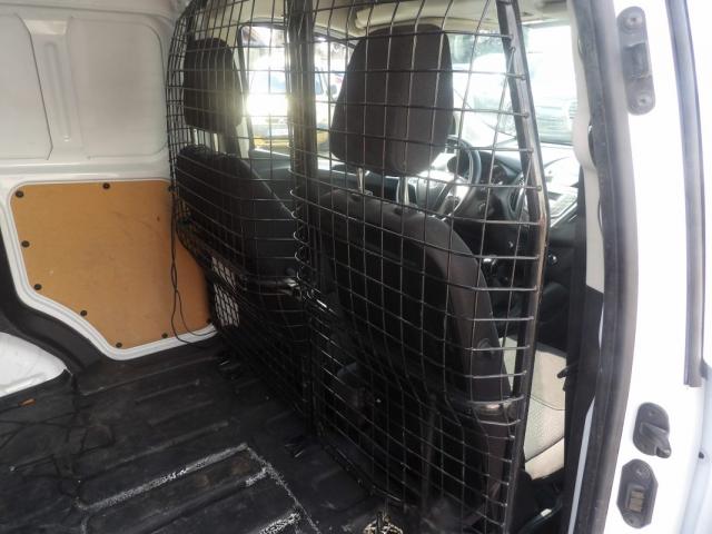 Ford Transit Courier image 2