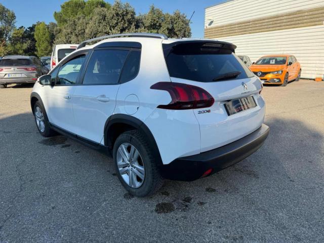 Peugeot 2008 image 8