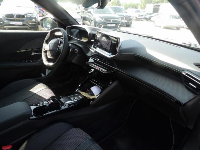 Peugeot 2008 image 5