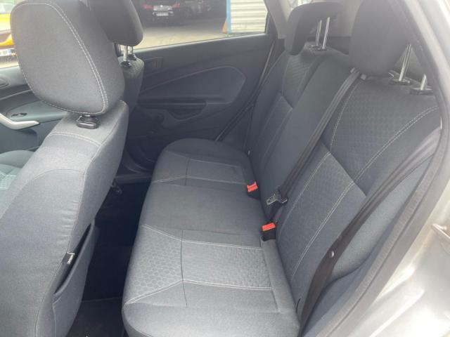 Ford Fiesta image 2