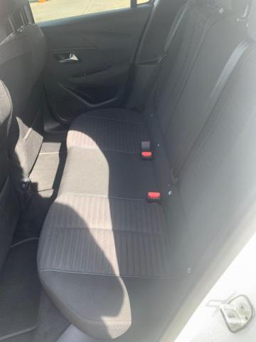 Peugeot 208 image 4