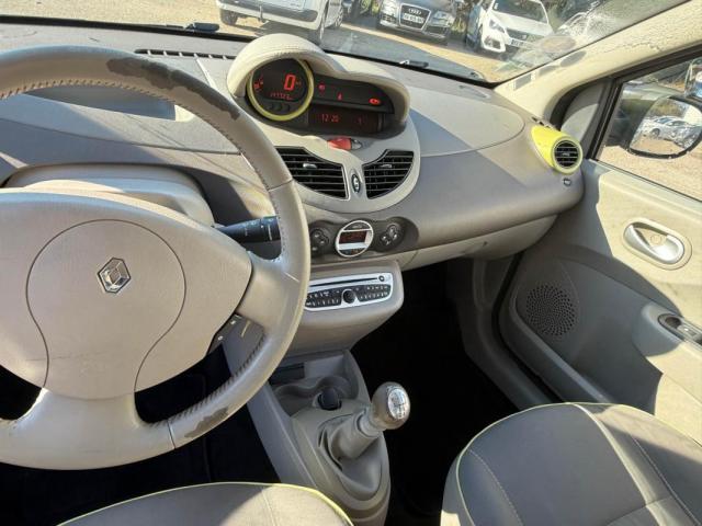 Renault Twingo image 8
