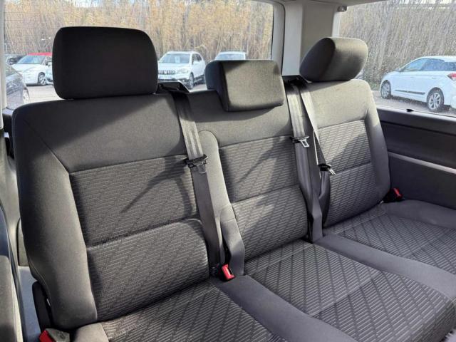 Volkswagen Multivan image 7