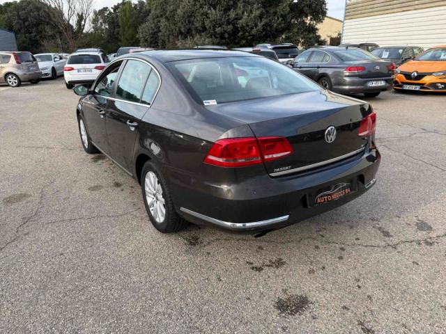 Volkswagen Passat image 3