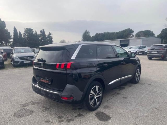 Peugeot 5008 image 7