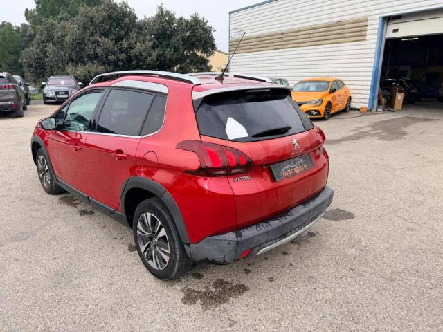 Peugeot 2008 image 6