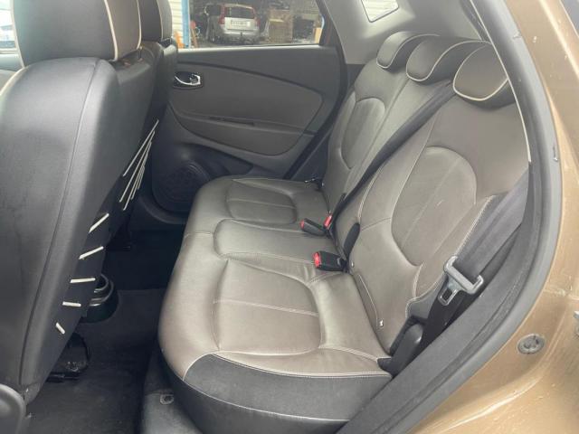 Renault Captur image 1