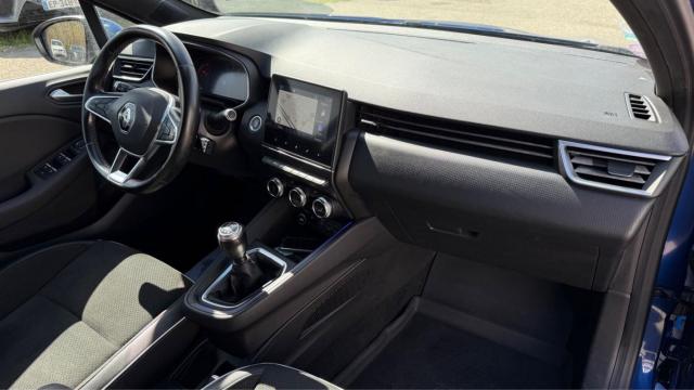 Renault Clio image 8