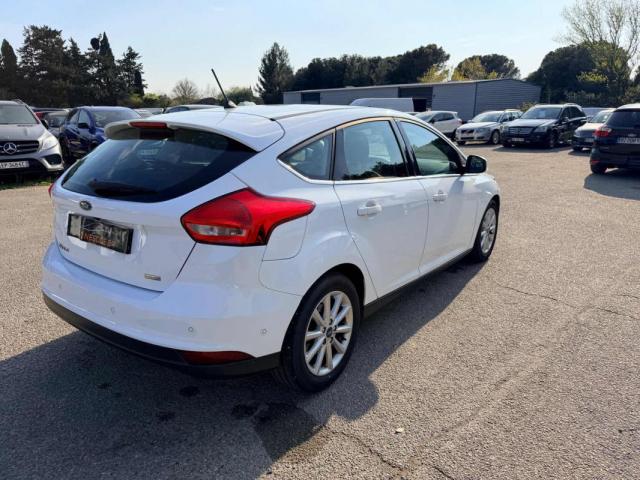 Ford Focus image 5