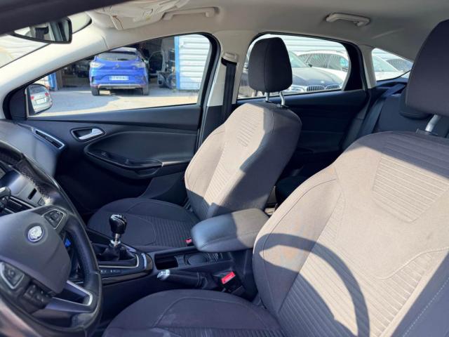 Ford Focus image 8