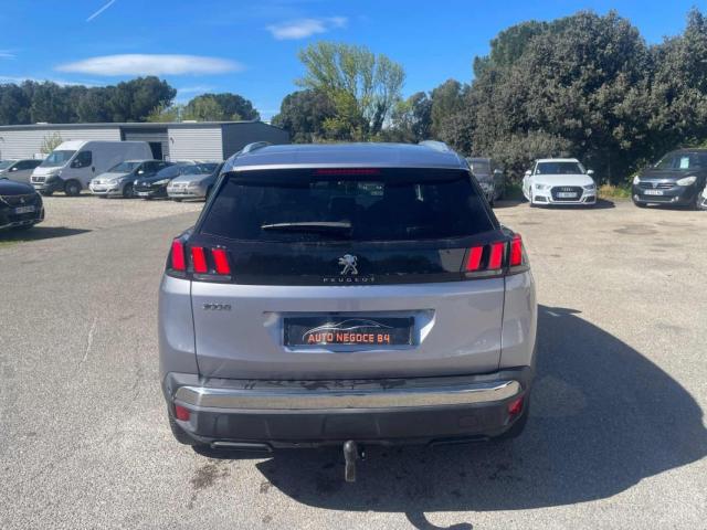 Peugeot 3008 image 2
