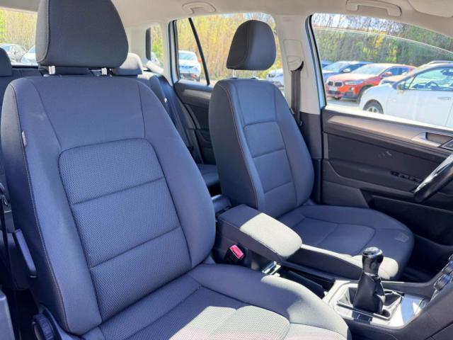 Volkswagen Golf Sportsvan image 6