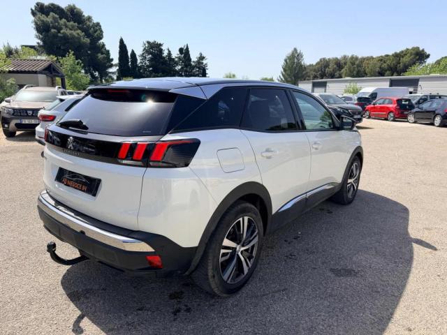 Peugeot 3008 image 1