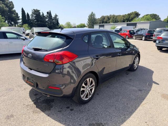 Kia Cee'D image 1