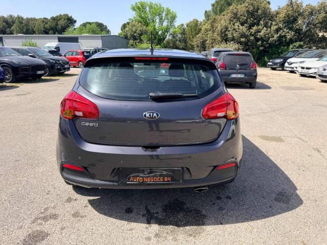 Kia Cee'D image 9