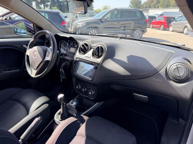 Alfa Romeo Mito image 7