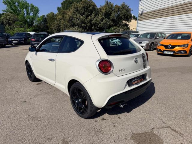 Alfa Romeo Mito image 9