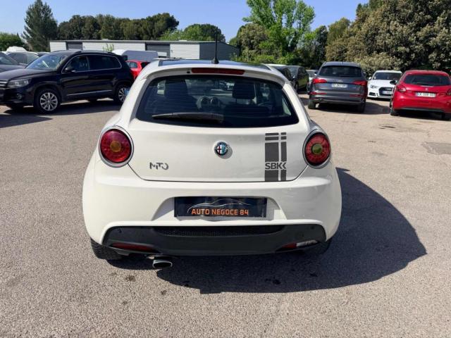 Alfa Romeo Mito image 8