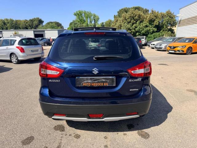 Suzuki S-Cross image 2