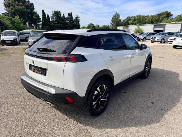 Peugeot 2008 image 9