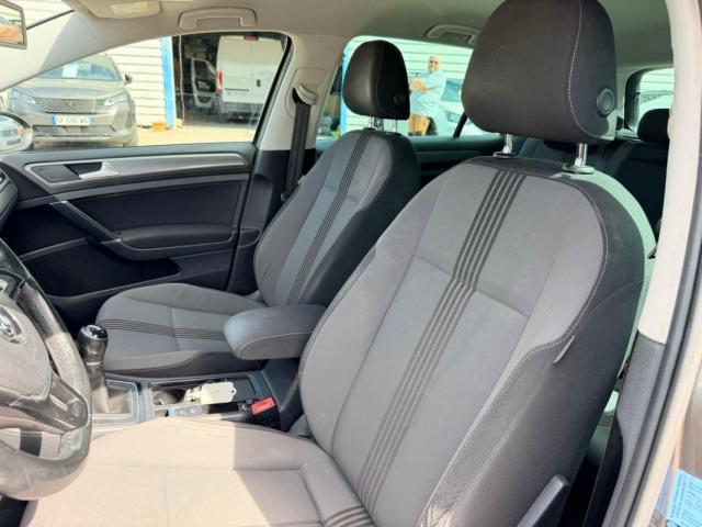 Volkswagen Golf image 6