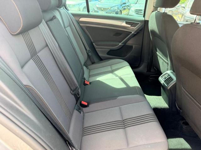 Volkswagen Golf image 3