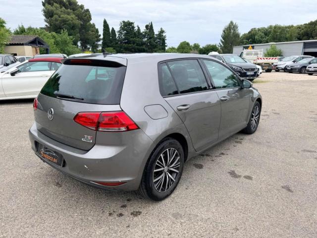 Volkswagen Golf image 4