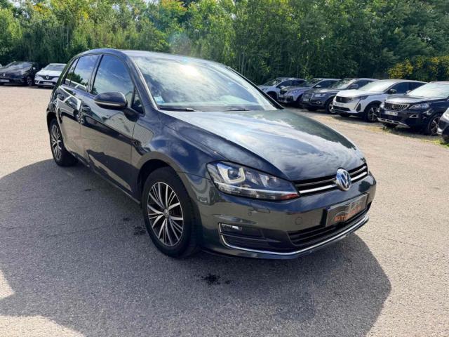 Volkswagen Golf image 2