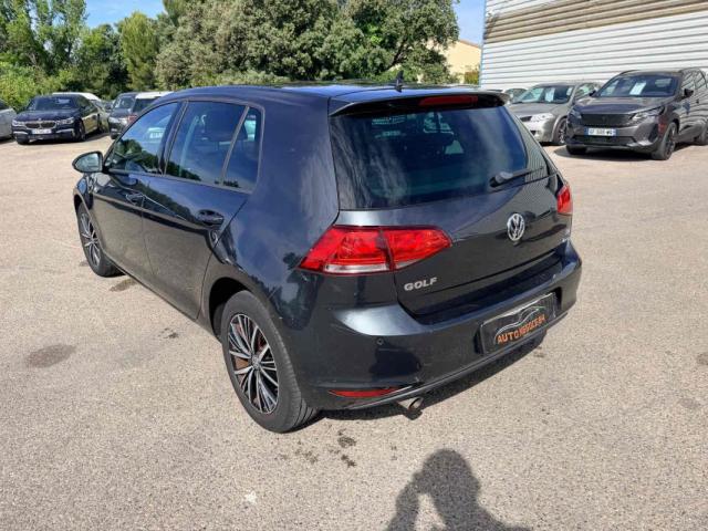 Volkswagen Golf image 8