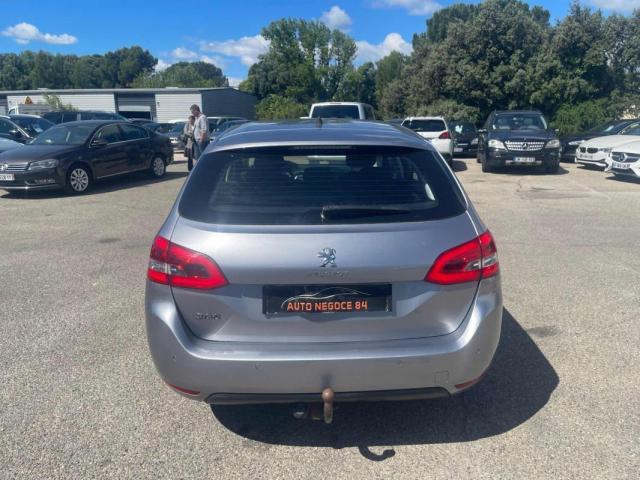 Peugeot 308 image 8