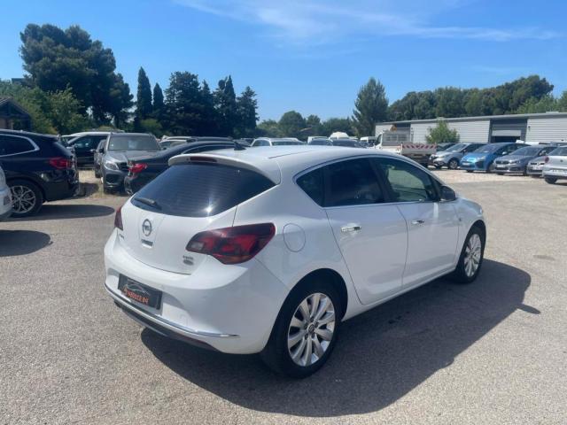 Opel Astra image 1