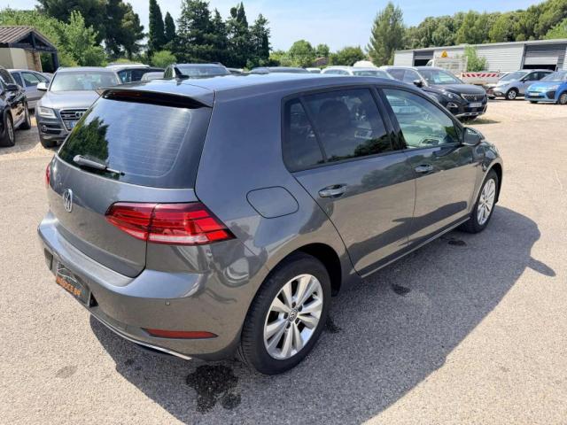 Volkswagen Golf image 8